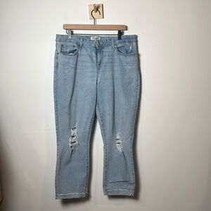 Denizen for Levi’s Women’s Mid-Rise Boyfriend Light Wash Distressed Jeans Sz 18